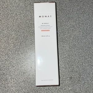 Monat Be Gentle Creamy Cleanser
